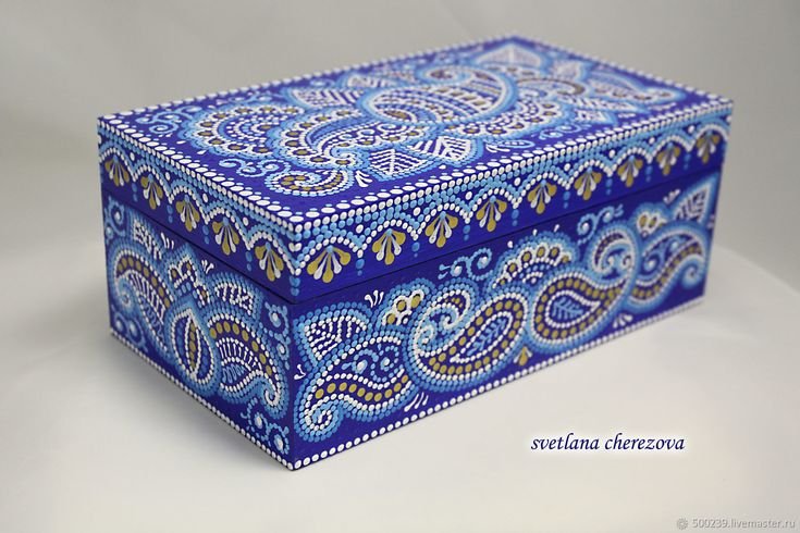 Расписанная шкатулка
