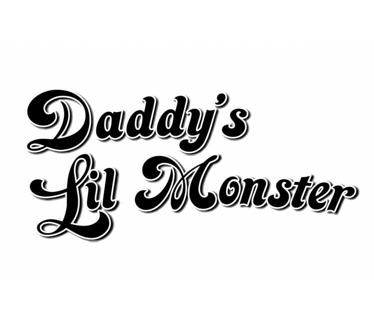 Надпись на футболке Харли Квинн Daddy's Lil Monster