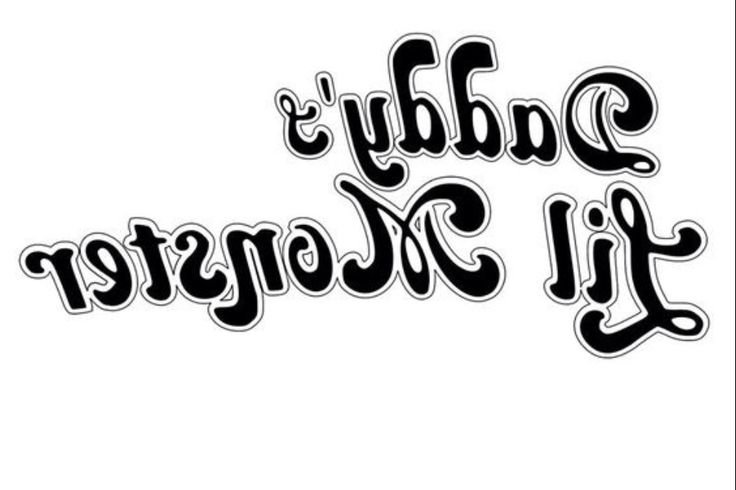 Надпись на футболке Харли Квинн