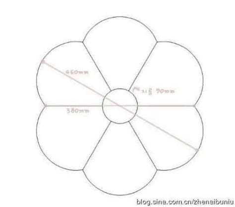 Декоративные подушки в форме цветка