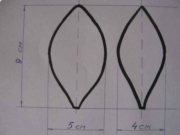 Лепестки лилии из изолона