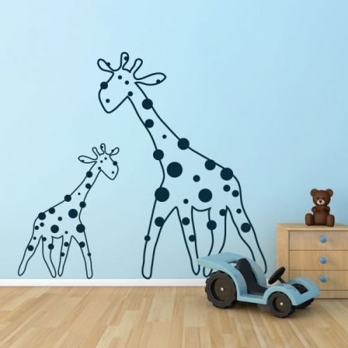 Жирафы на стене в детской