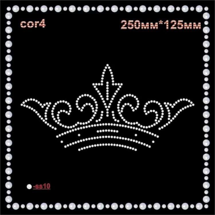 Корона из страз на одежде