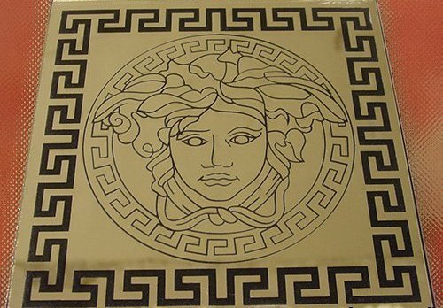 Рисунок Версаче