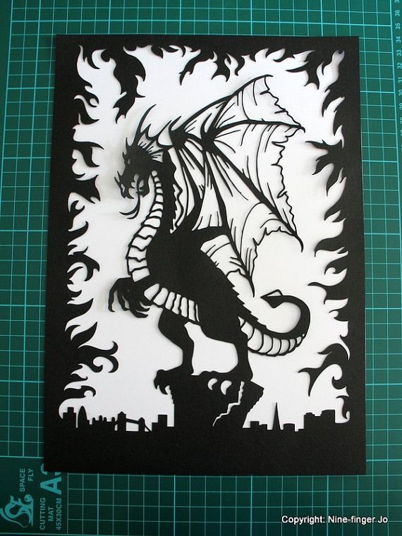 Силуэты драконов