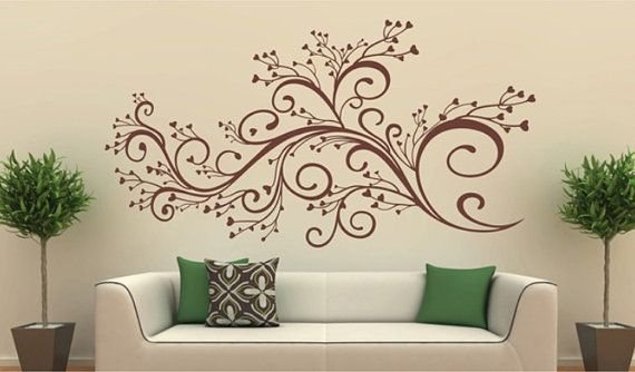Растительный орнамент на стенах в гостиной