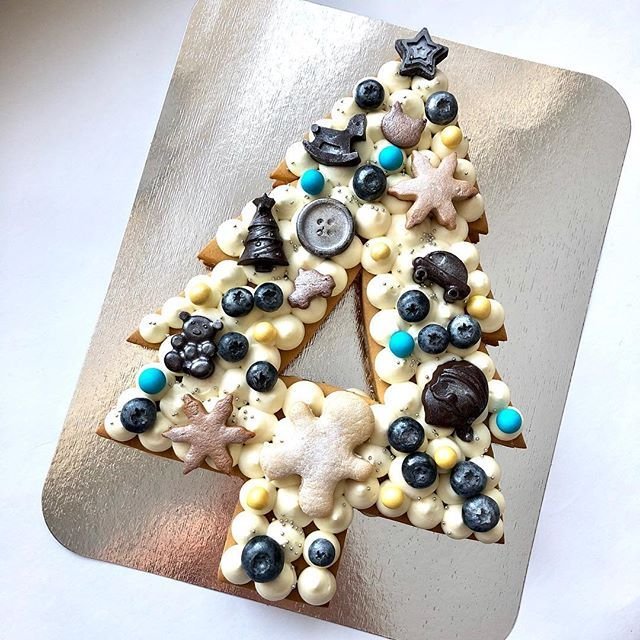 Торт елка из медовых коржей