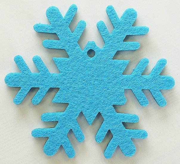 Снежинки из фоамирана своими руками простые