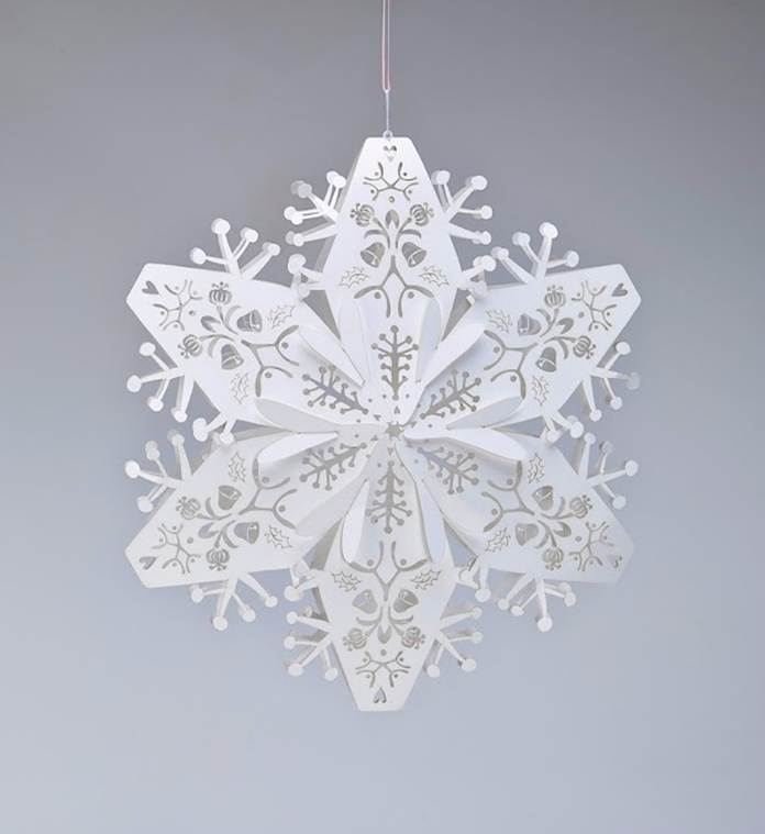 Снежинка белая объемная