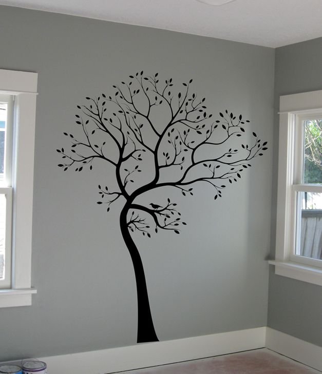 Дерево на стене