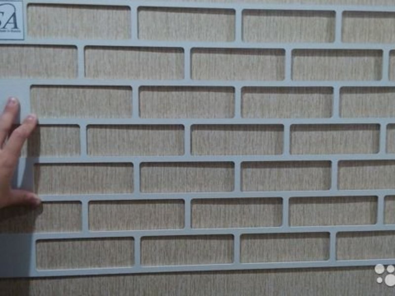 Пластиковый трафарет под кирпич