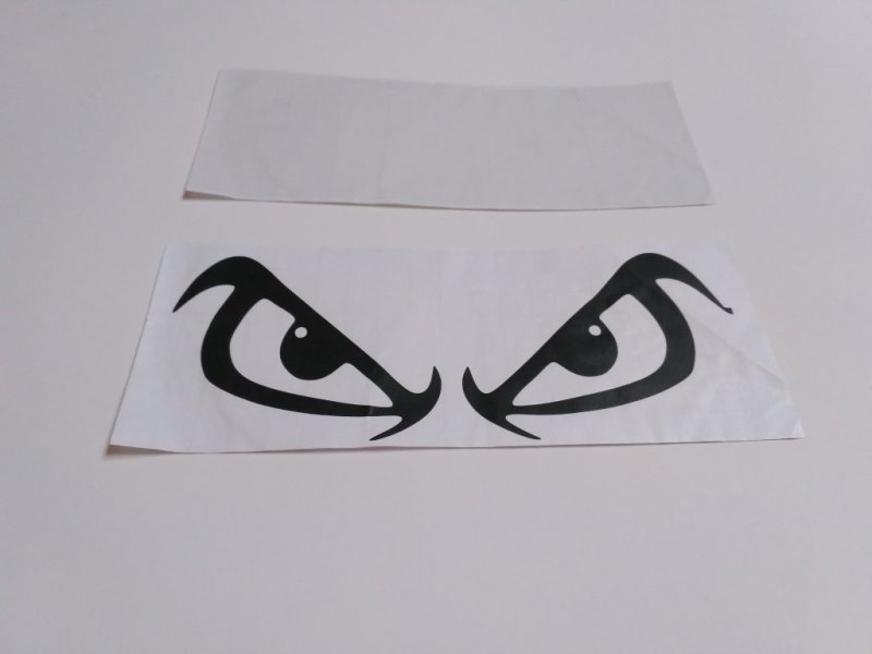 Наклейки на авто глазки