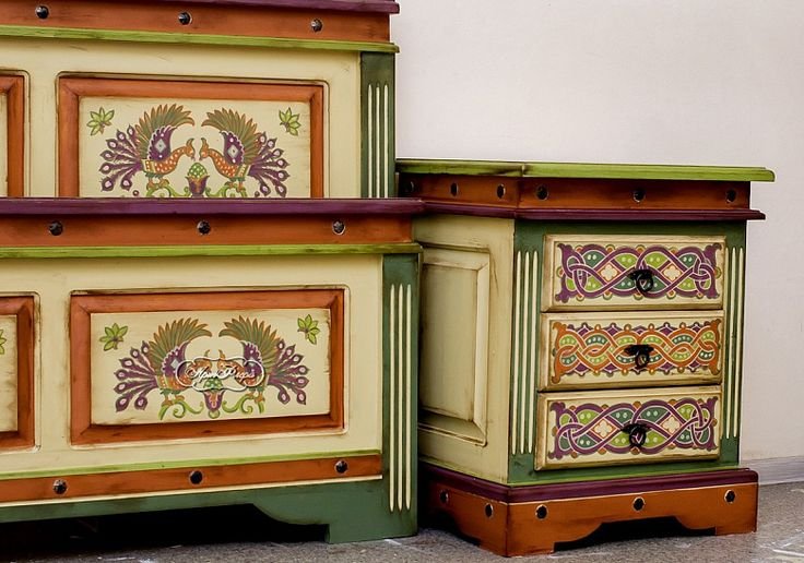 Расписанная мебель Анастасии Немоляевой